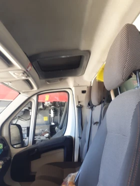 Обява за продажба на Peugeot Boxer 2000куб.131кс  ~23 999 лв. - изображение 4