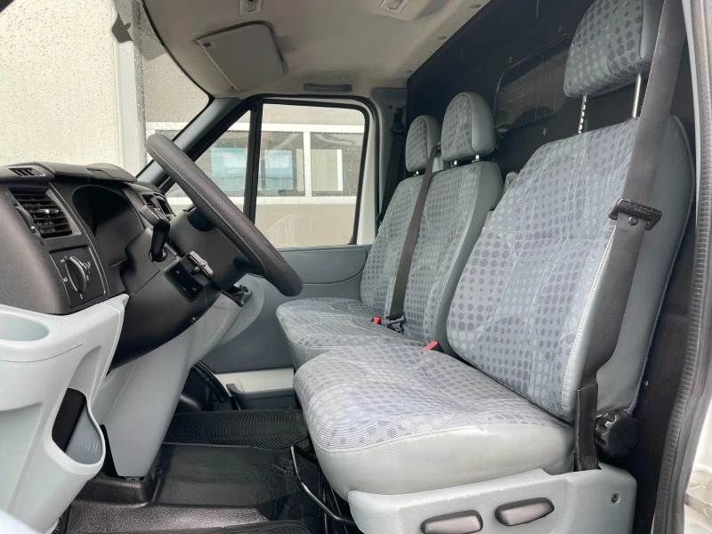 Ford Transit, снимка 13 - Бусове и автобуси - 45997184