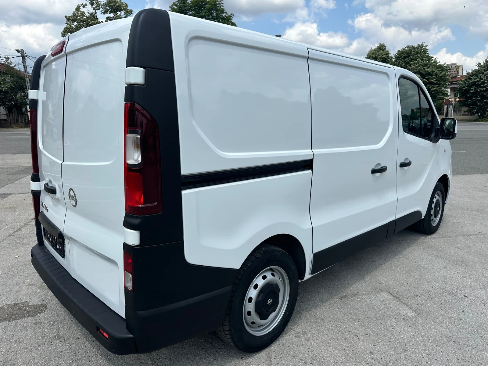 Opel Vivaro 1.6 CDTI L1H1 - изображение 7