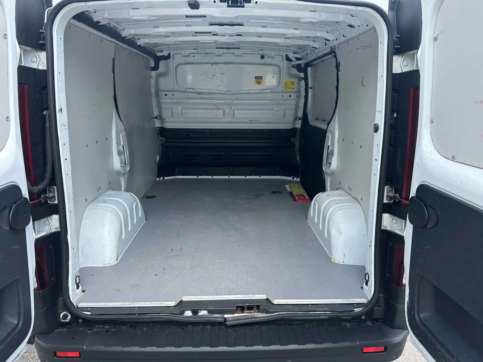 Opel Vivaro 1.6 CDTI L1H1 - изображение 5