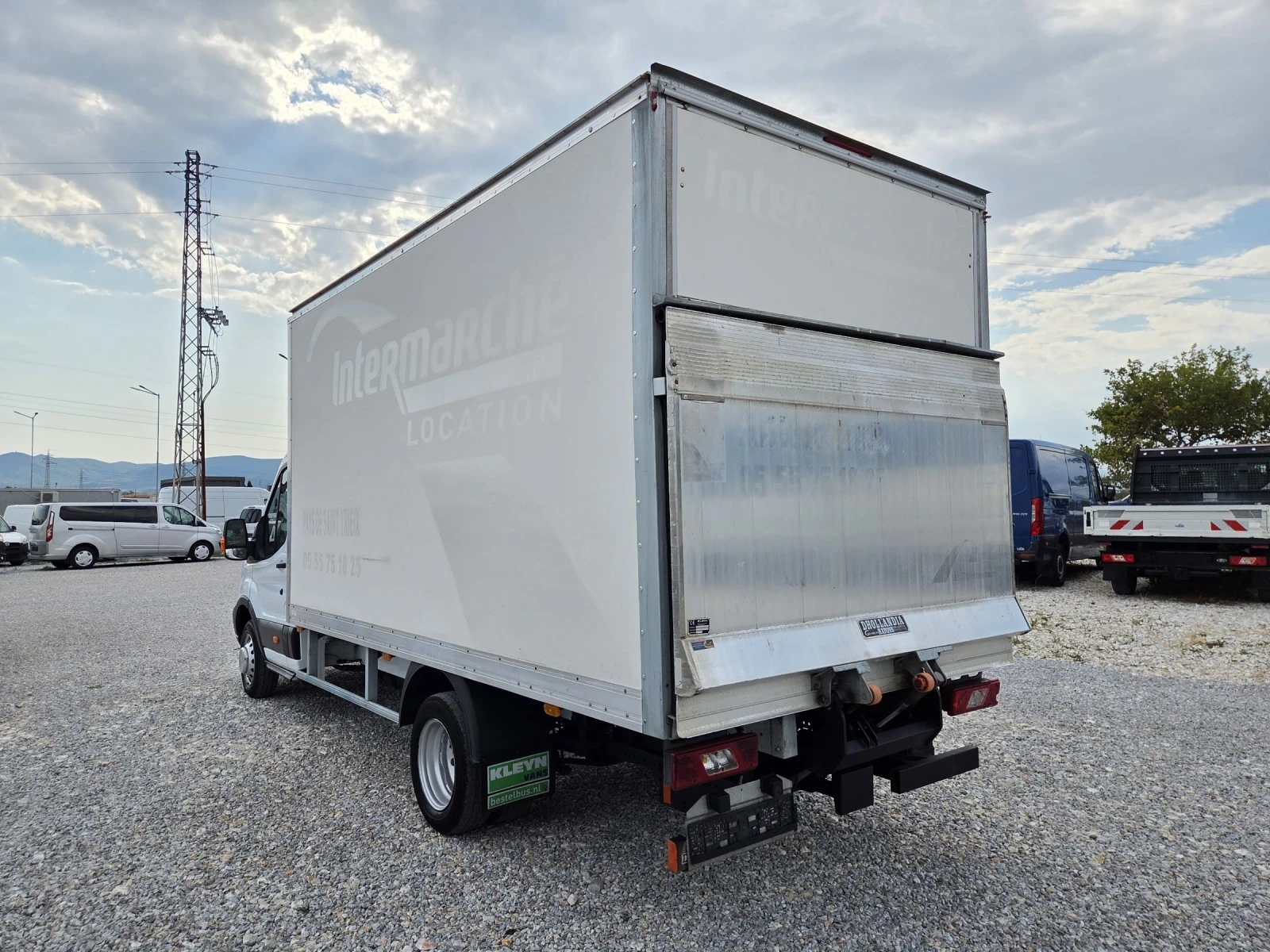Ford Transit 2.2 TDCi, Падащ борд, Климатик, До 3.5 тона - изображение 3