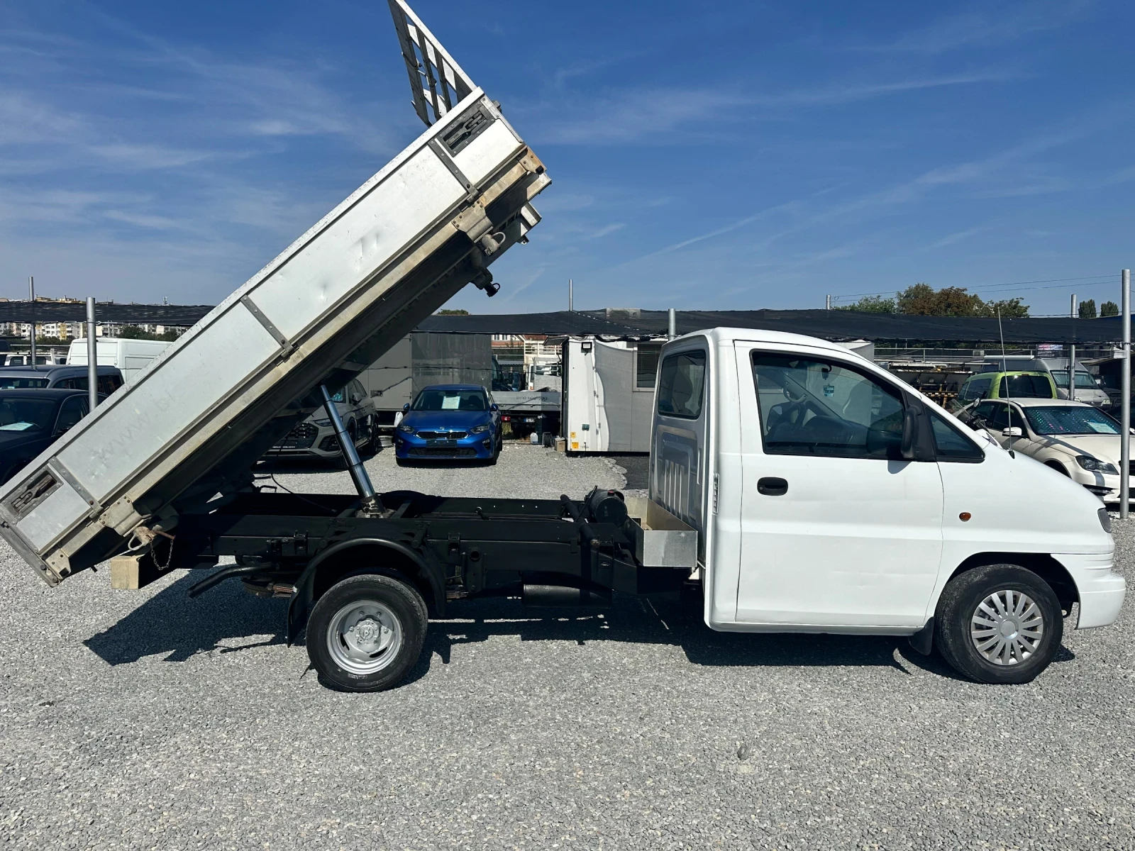 Hyundai H1 2.5 TDI -3 странен самосвал, снимка 4 - Бусове и автобуси - 56137690