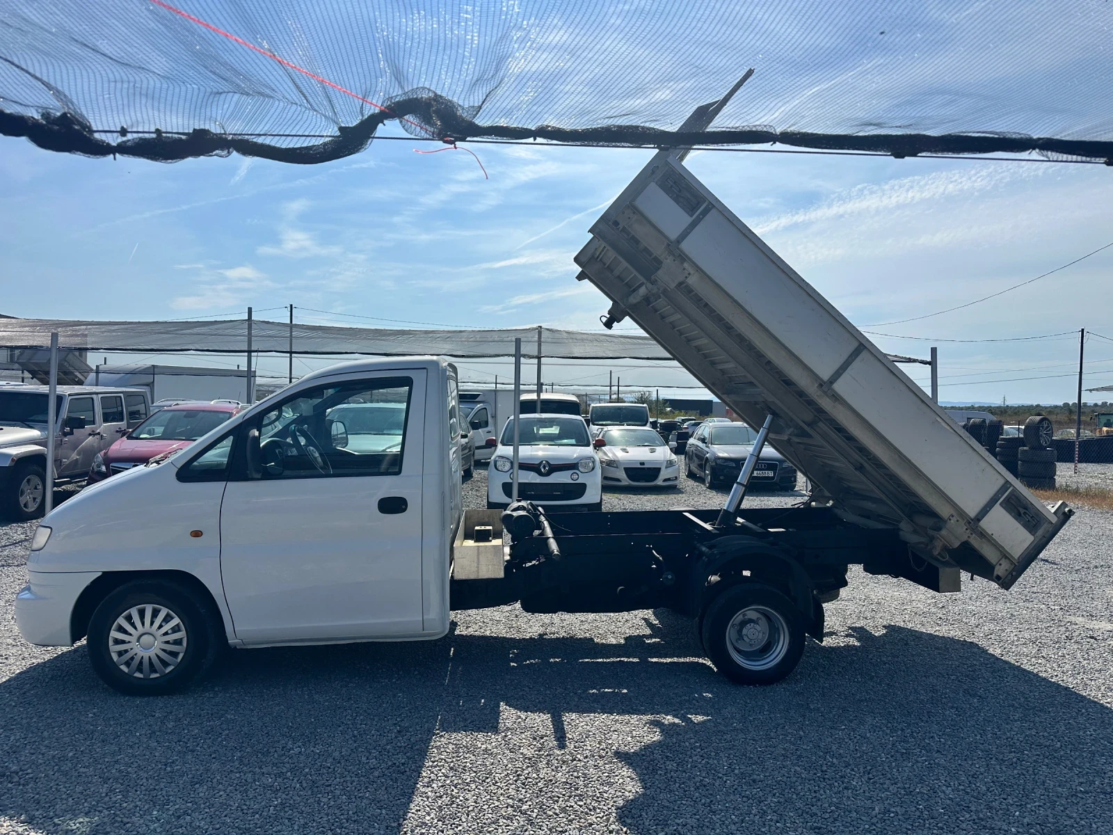 Hyundai H1 2.5 TDI -3 странен самосвал, снимка 5 - Бусове и автобуси - 56137690