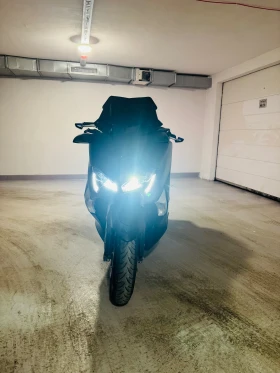  Yamaha T-max