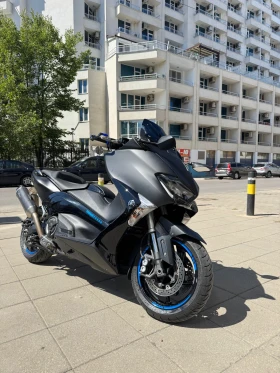  Yamaha T-max