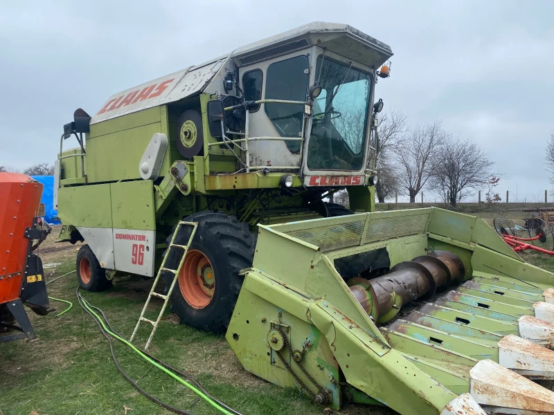 Комбайн Claas 96, снимка 1 - Селскостопанска техника - 49400942