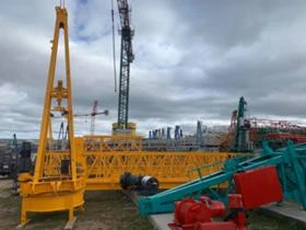 Кулокранове Liebherr 40LC 40м височина, снимка 4
