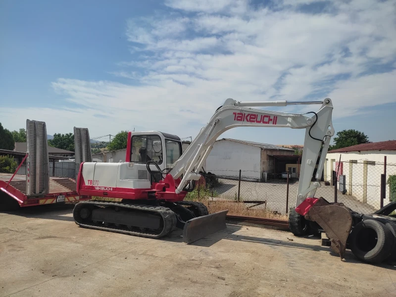 Багер Takeuchi TB 070, снимка 9 - Индустриална техника - 50863168