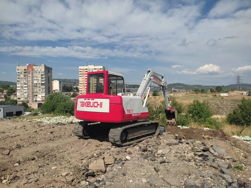 Багер Takeuchi TB 070, снимка 2 - Индустриална техника - 50863168