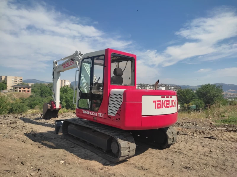 Багер Takeuchi TB 070, снимка 5 - Индустриална техника - 50863168