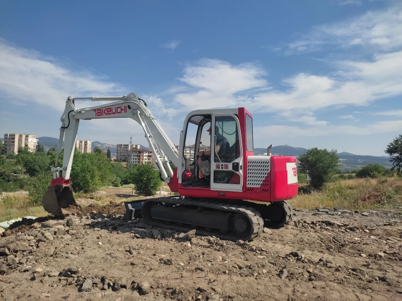 Багер Takeuchi TB 070, снимка 3 - Индустриална техника - 50863168