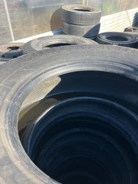 Гуми, снимка 2