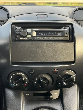 Mazda 2 137 000км 1.4I 75кс EURO 4 КЛИМАТИК - 5500 лв. / 2812.11 € - 88429427 14