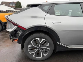 Kia EV6 - 57500 лв. / 29399.28 € - 36372923 11