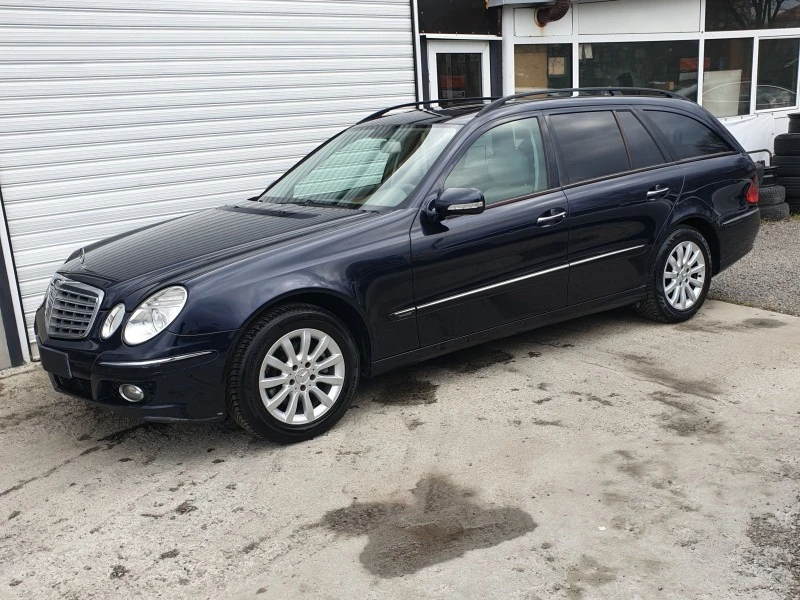 Mercedes-Benz E 220 FACELIFT 170к.с, снимка 3 - Автомобили и джипове - 40211364