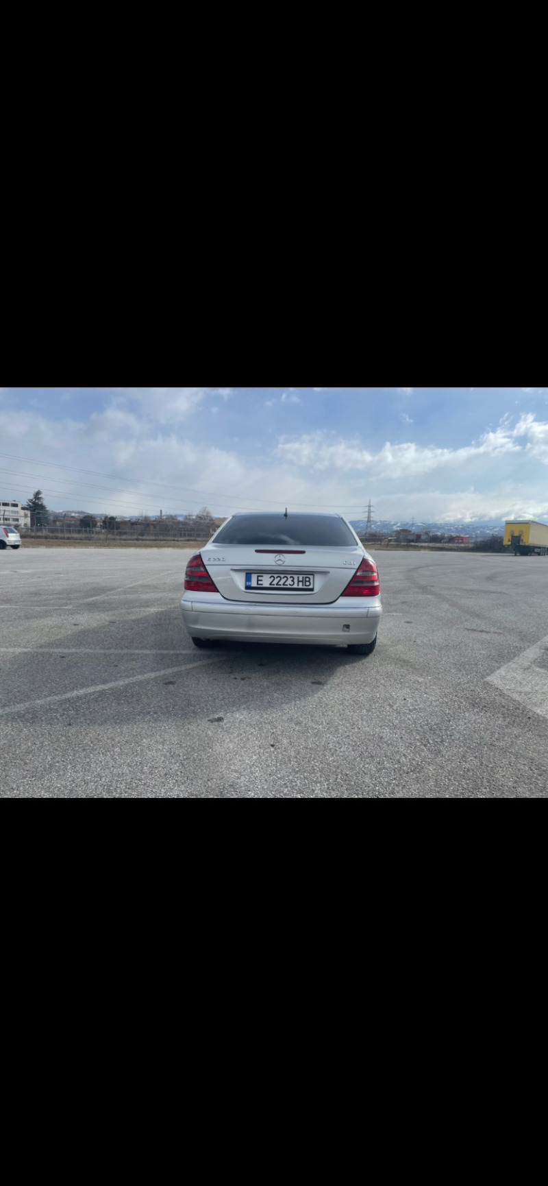 Mercedes-Benz E 220, снимка 5 - Автомобили и джипове - 45586409