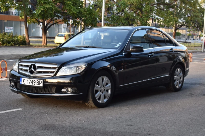 Mercedes-Benz C 180, снимка 2 - Автомобили и джипове - 47291477