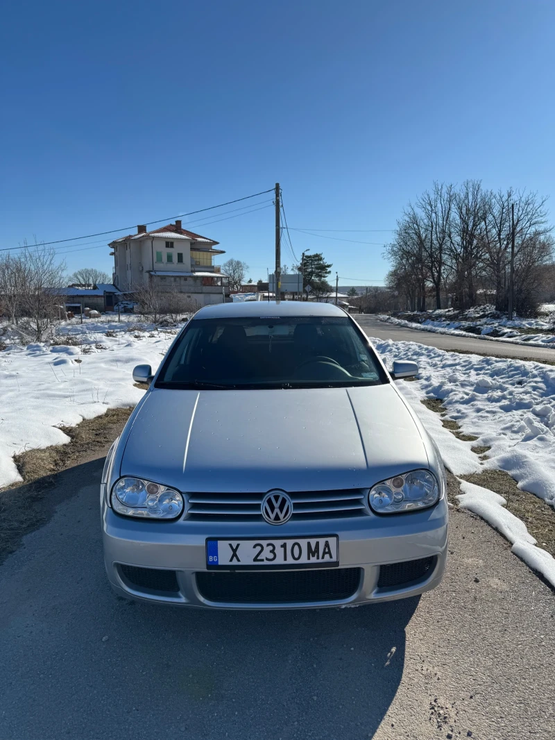 VW Golf, снимка 1 - Автомобили и джипове - 48739929