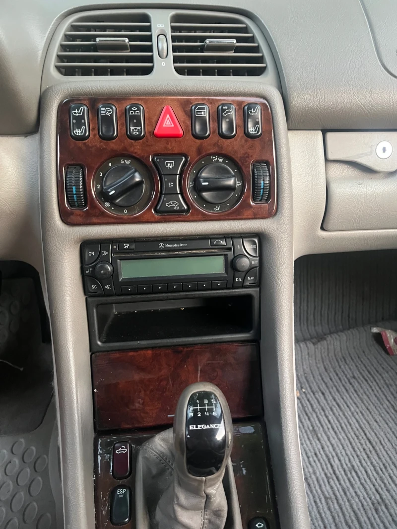 Mercedes-Benz CLK, снимка 7 - Автомобили и джипове - 52310791