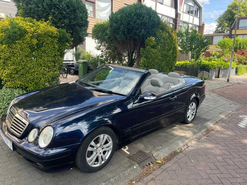 Mercedes-Benz CLK, снимка 3 - Автомобили и джипове - 52310791