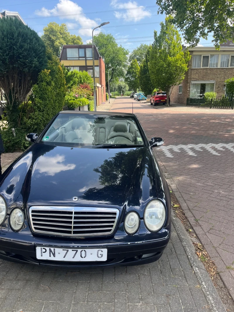 Mercedes-Benz CLK, снимка 2 - Автомобили и джипове - 52310791