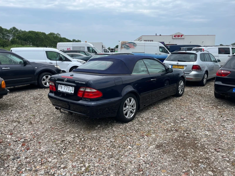 Mercedes-Benz CLK, снимка 5 - Автомобили и джипове - 52310791
