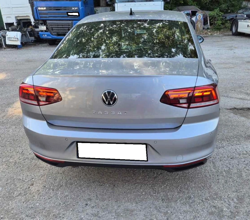 VW Passat, снимка 3 - Автомобили и джипове - 52329626