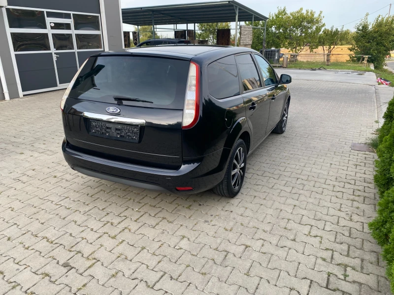 Ford Focus 1.8 i, снимка 3 - Автомобили и джипове - 51518248