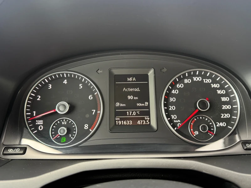 VW Caddy Без аналог!, снимка 10 - Автомобили и джипове - 52328340