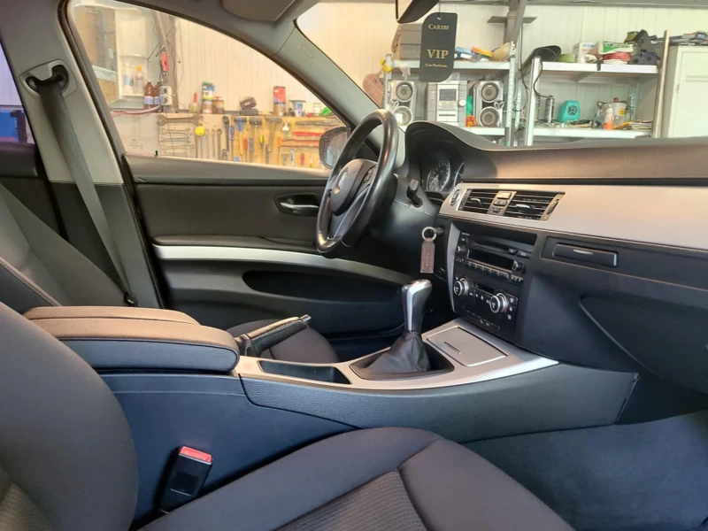 BMW 320 Xdrive, снимка 7 - Автомобили и джипове - 52420577