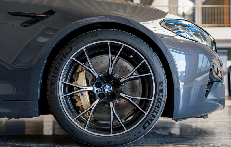 BMW M5 Competition, снимка 5 - Автомобили и джипове - 52824135