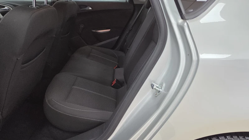 Opel Astra 2012/1, 7D/Внос Германия, снимка 8 - Автомобили и джипове - 53081243