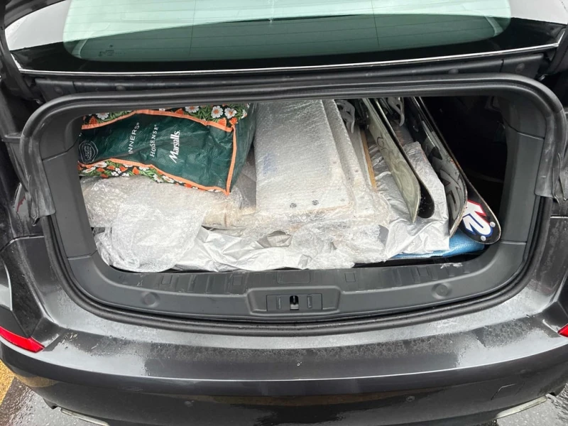 BMW 550 * 550i * CARFAX * ЦЕНА ДО БГ, снимка 15 - Автомобили и джипове - 53404739