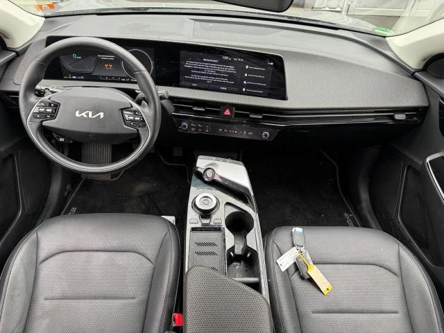 Kia EV6, снимка 5 - Автомобили и джипове - 52865027