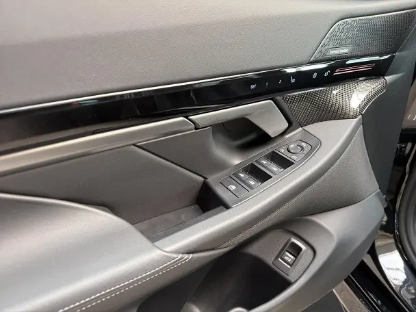 BMW 540 d xDrive = M-Sport Pro = Гаранция, снимка 5 - Автомобили и джипове - 53856955