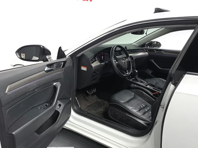 VW Arteon 2.0 Tdi Prestige, снимка 10 - Автомобили и джипове - 55610529
