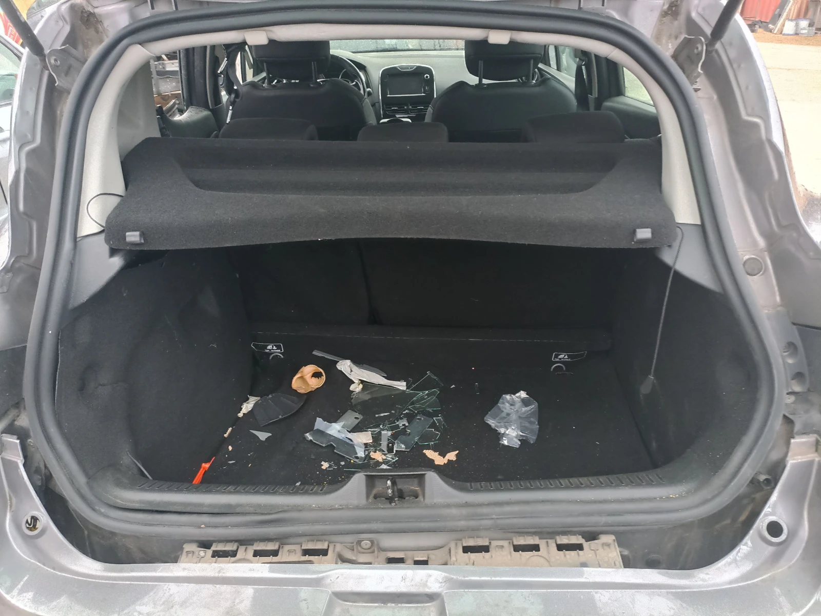 Renault Clio 1,2I  | Mobile.bg — изображение 13