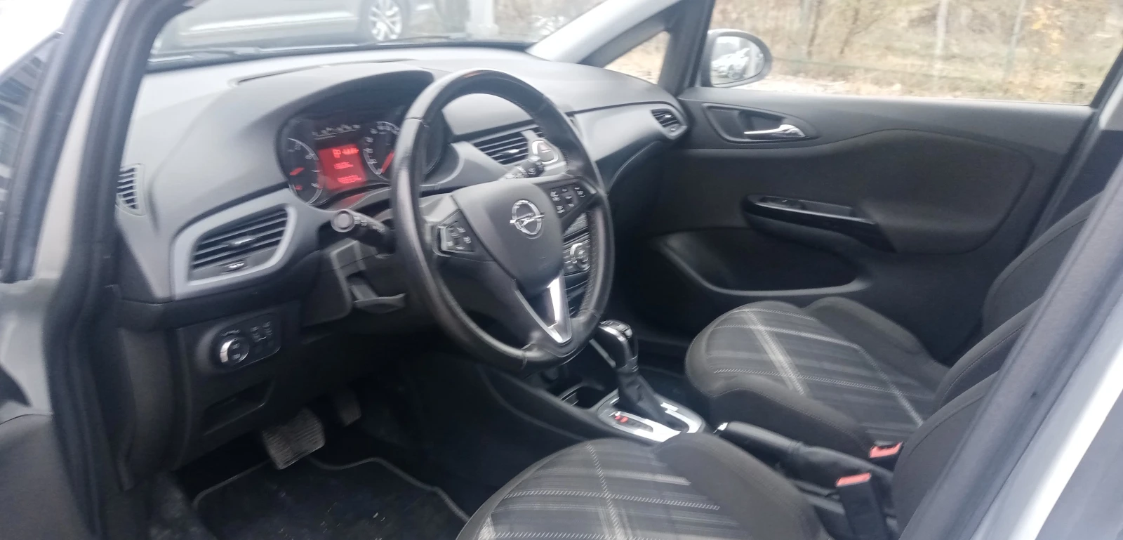 Opel Corsa 1.4i Auto - изображение 9