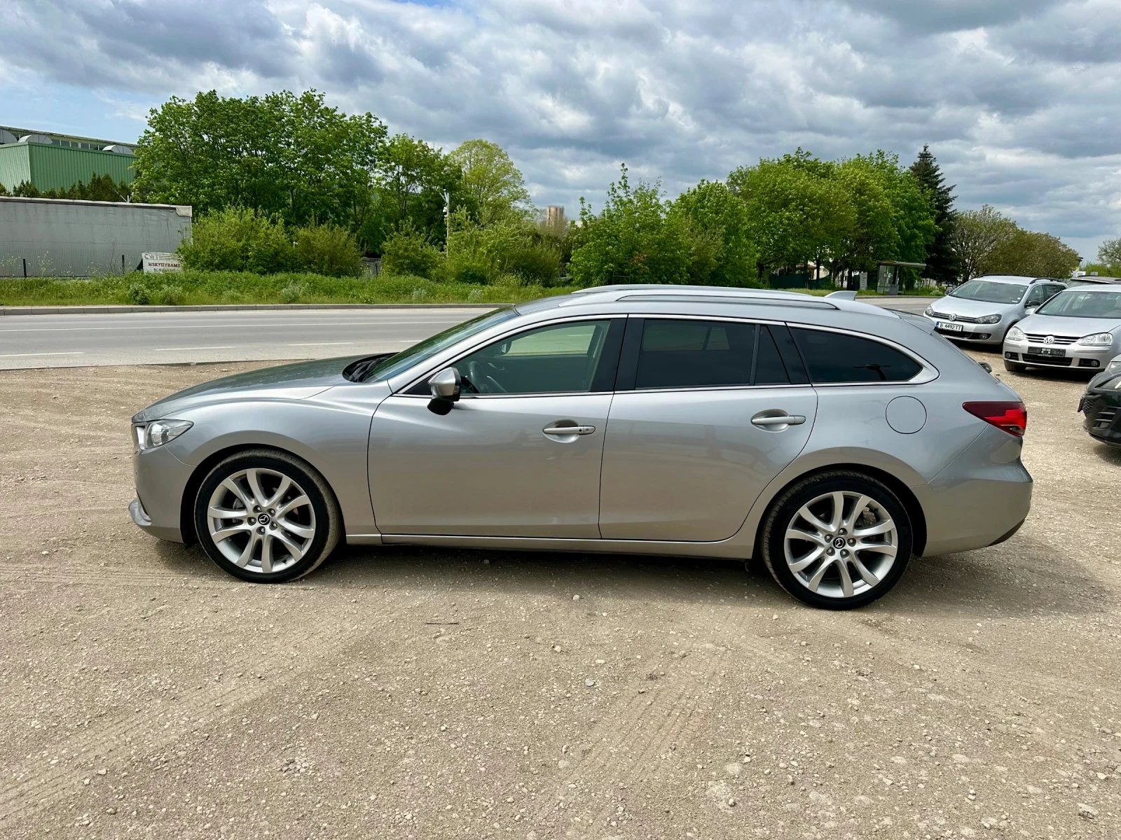 Mazda 6 2.2d-175k! Automatic! Keyless Go! Led! BiXenon! F1 - изображение 4