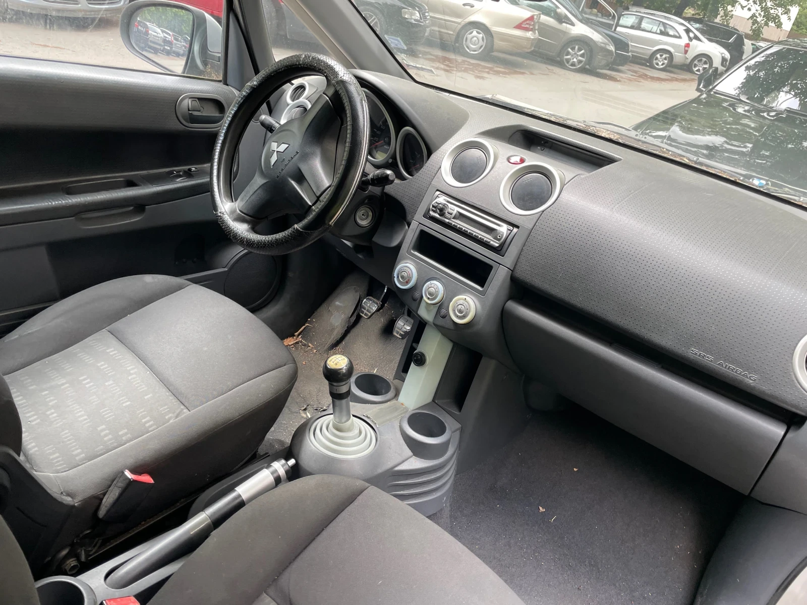 Mitsubishi Colt  - изображение 5