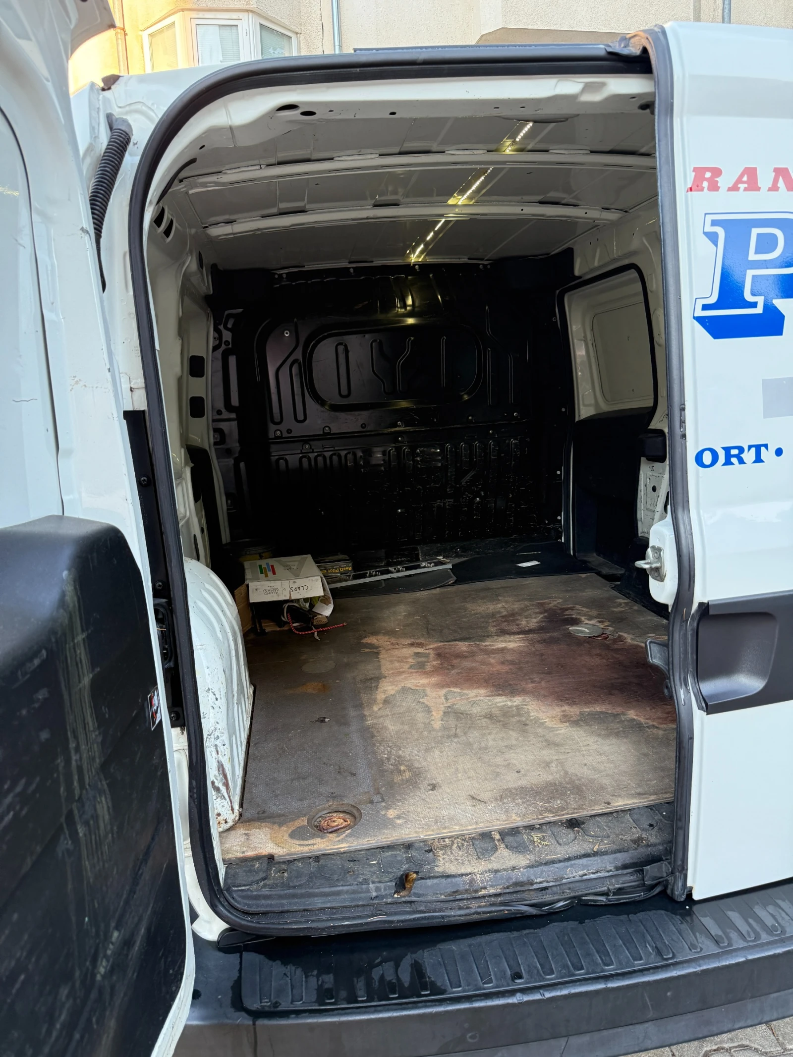 Opel Combo  - изображение 7