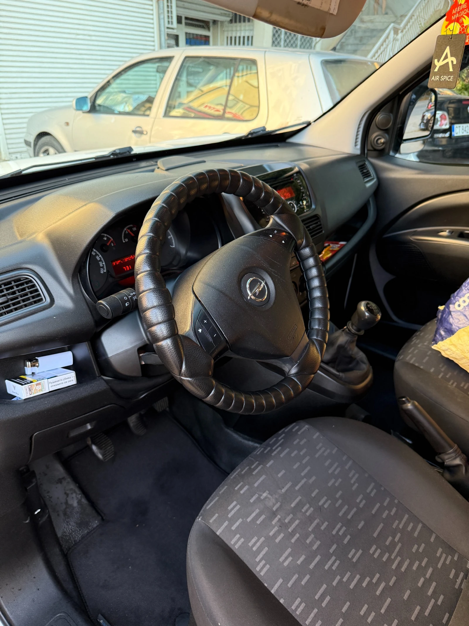 Opel Combo  - изображение 8