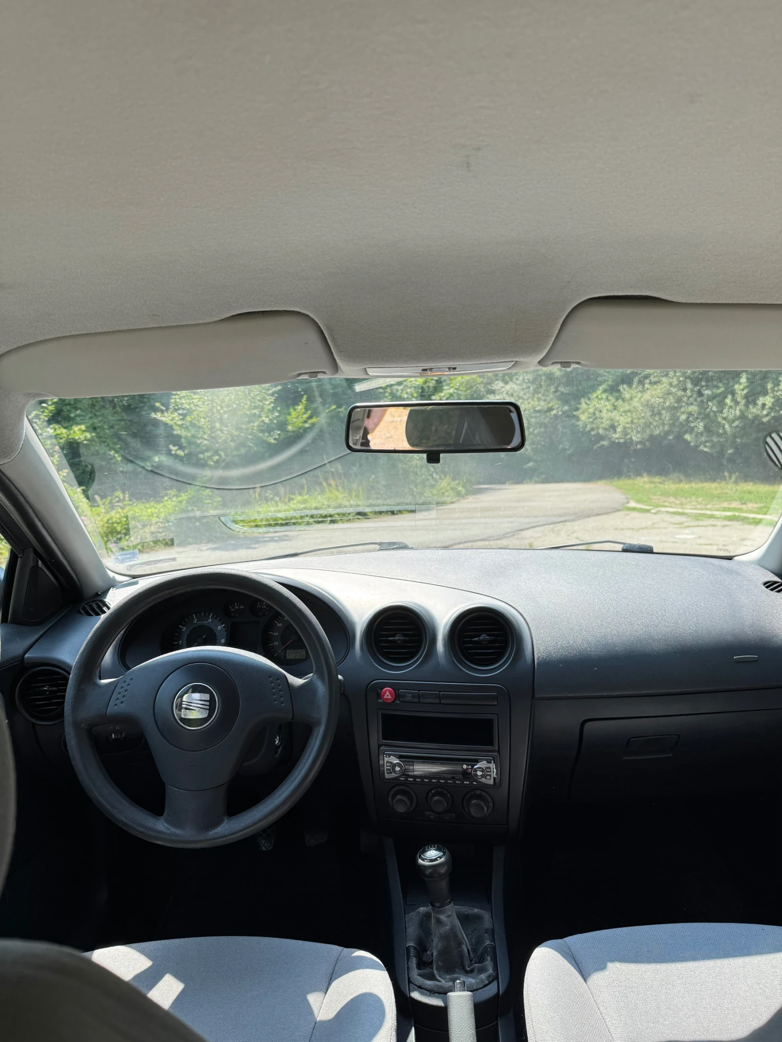 Seat Ibiza  - изображение 7