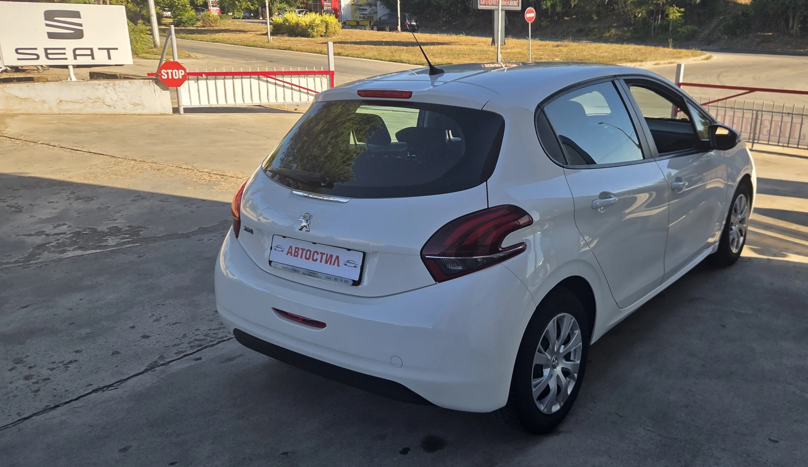 Peugeot 208 54915км. - изображение 4