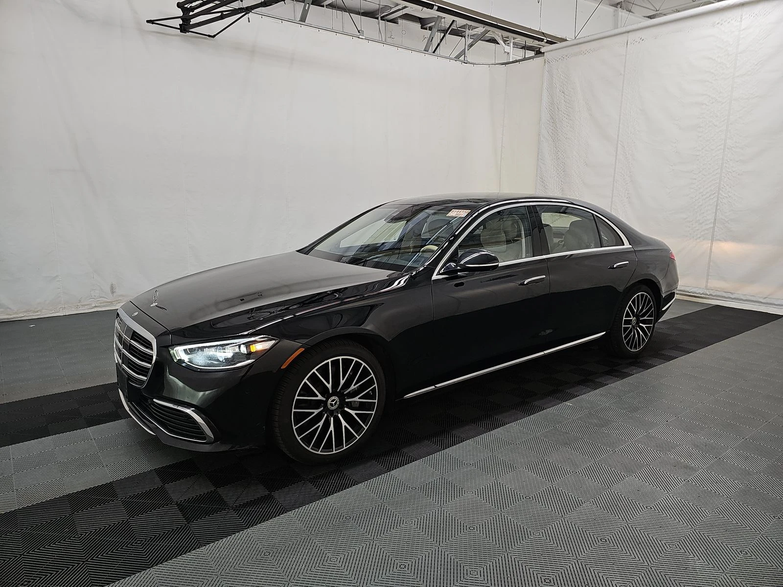 Mercedes-Benz S 580 4MATIC - изображение 3