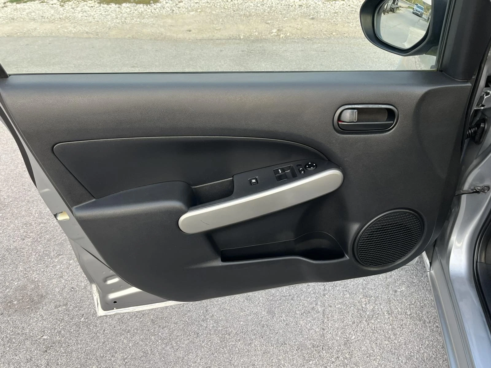 Mazda 2 137 000км 1.4I 75кс EURO 4 КЛИМАТИК - изображение 7