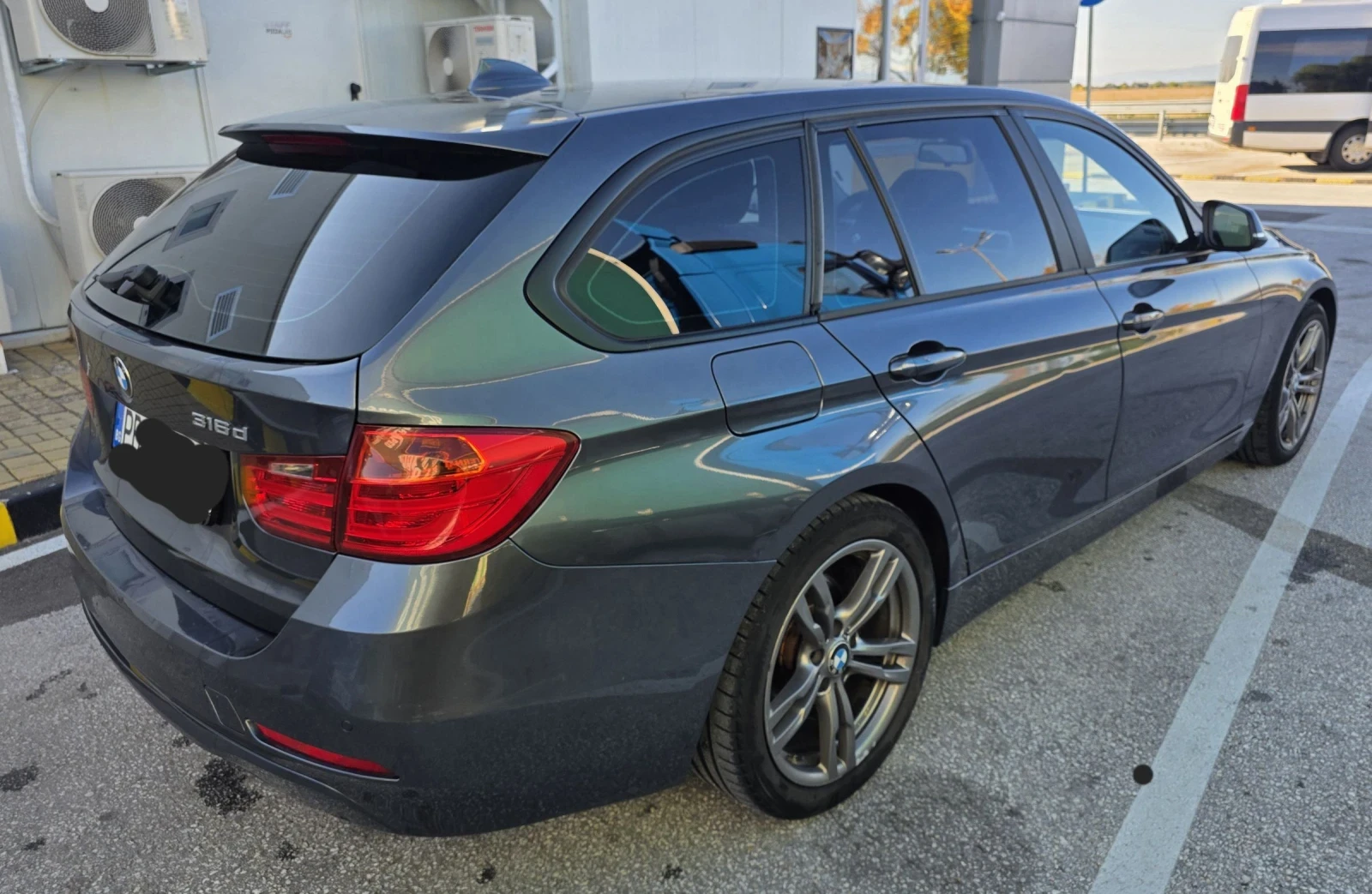 BMW 320 2.0 D - изображение 4