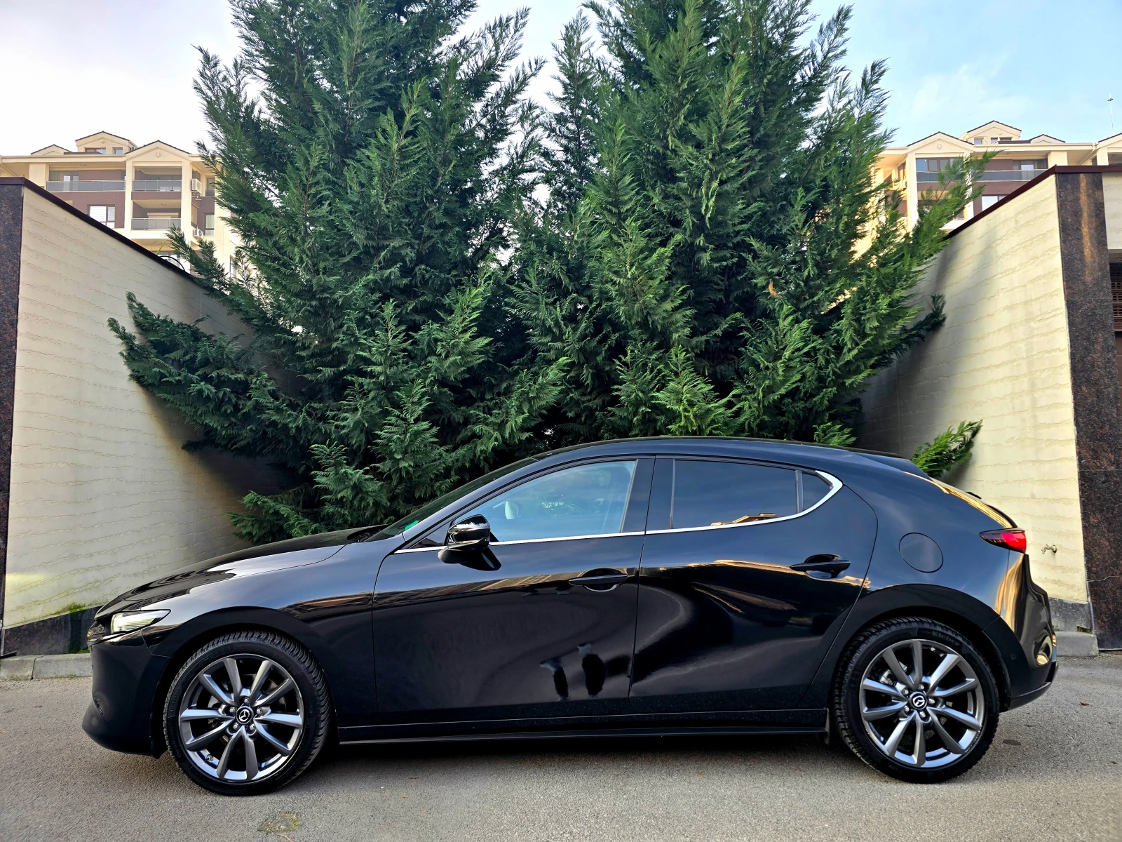 Mazda 3 2.0 PREMIUM-FULL - изображение 8