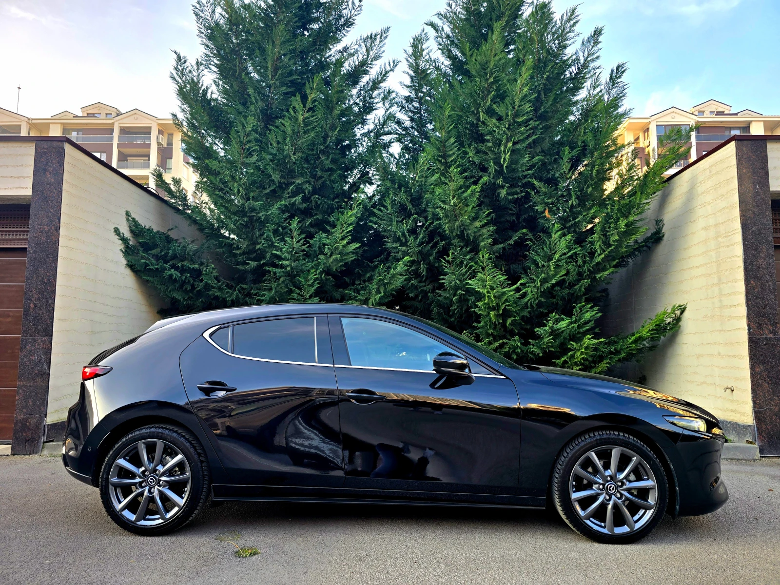 Mazda 3 2.0 PREMIUM-FULL - изображение 4