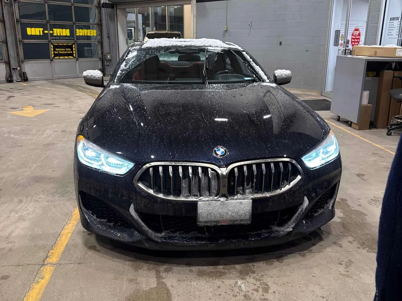 BMW 850 * M850i xDrive * CARFAX * ЧЕРВЕН САЛОН * , снимка 6 - Автомобили и джипове - 53933155